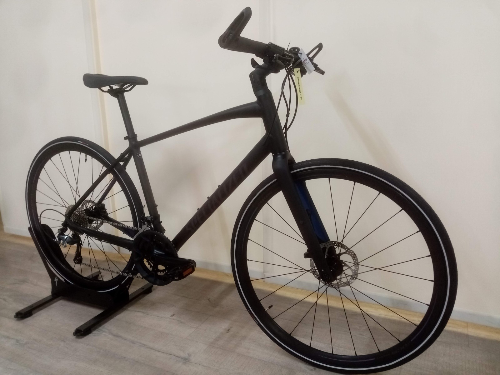 specialized sirrus 2019