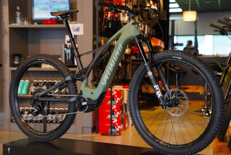 Specialized turbo levo comp 2023