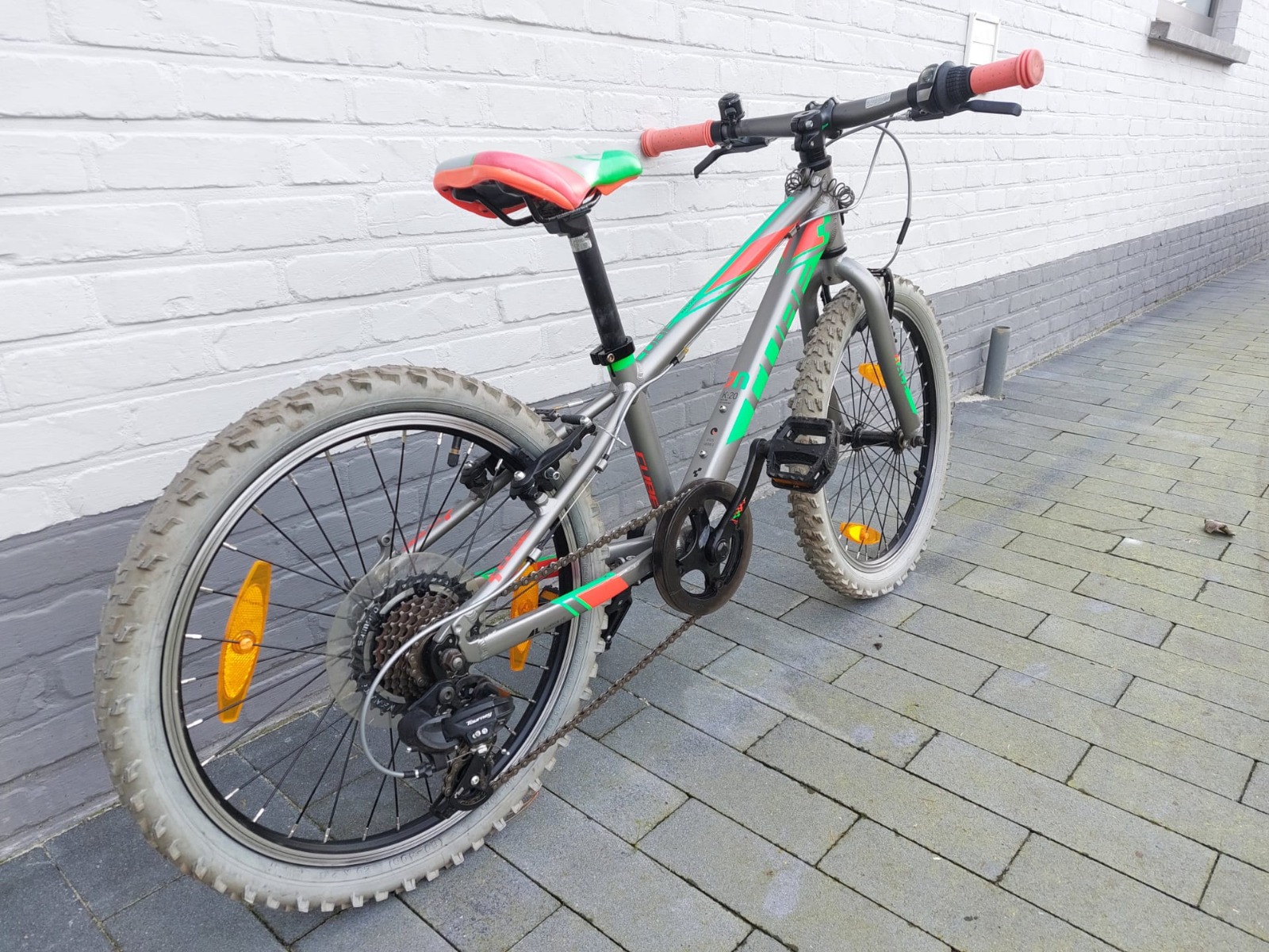 Tweedehands Cube kinder mtb 20 inch te koop - 49541