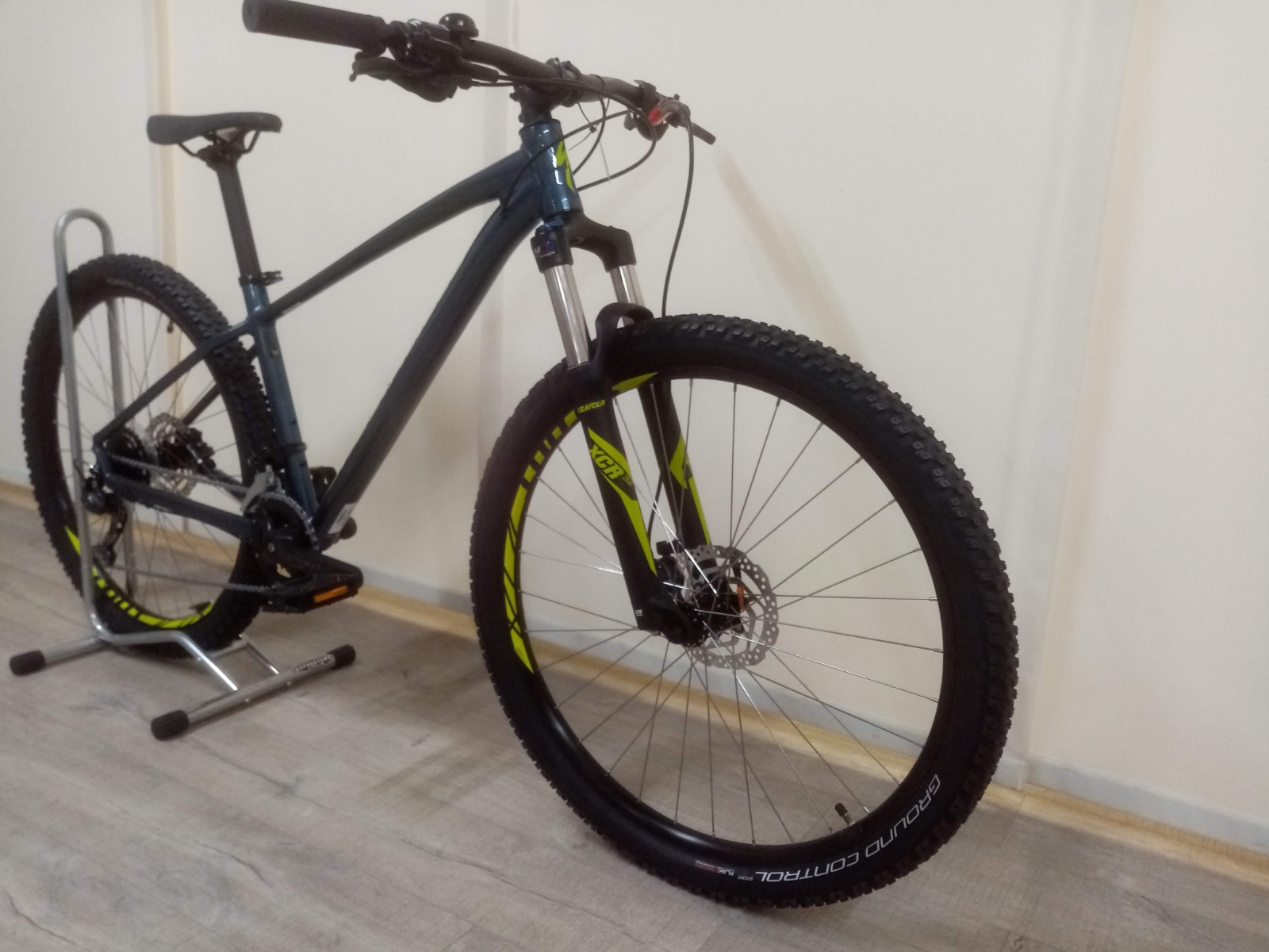 men's specialized mountain bike