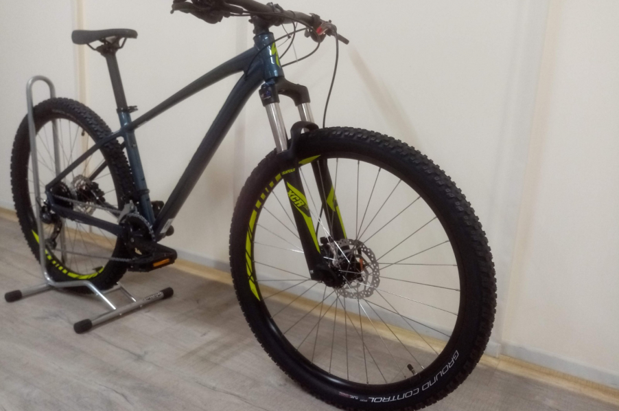 specialized men's bike