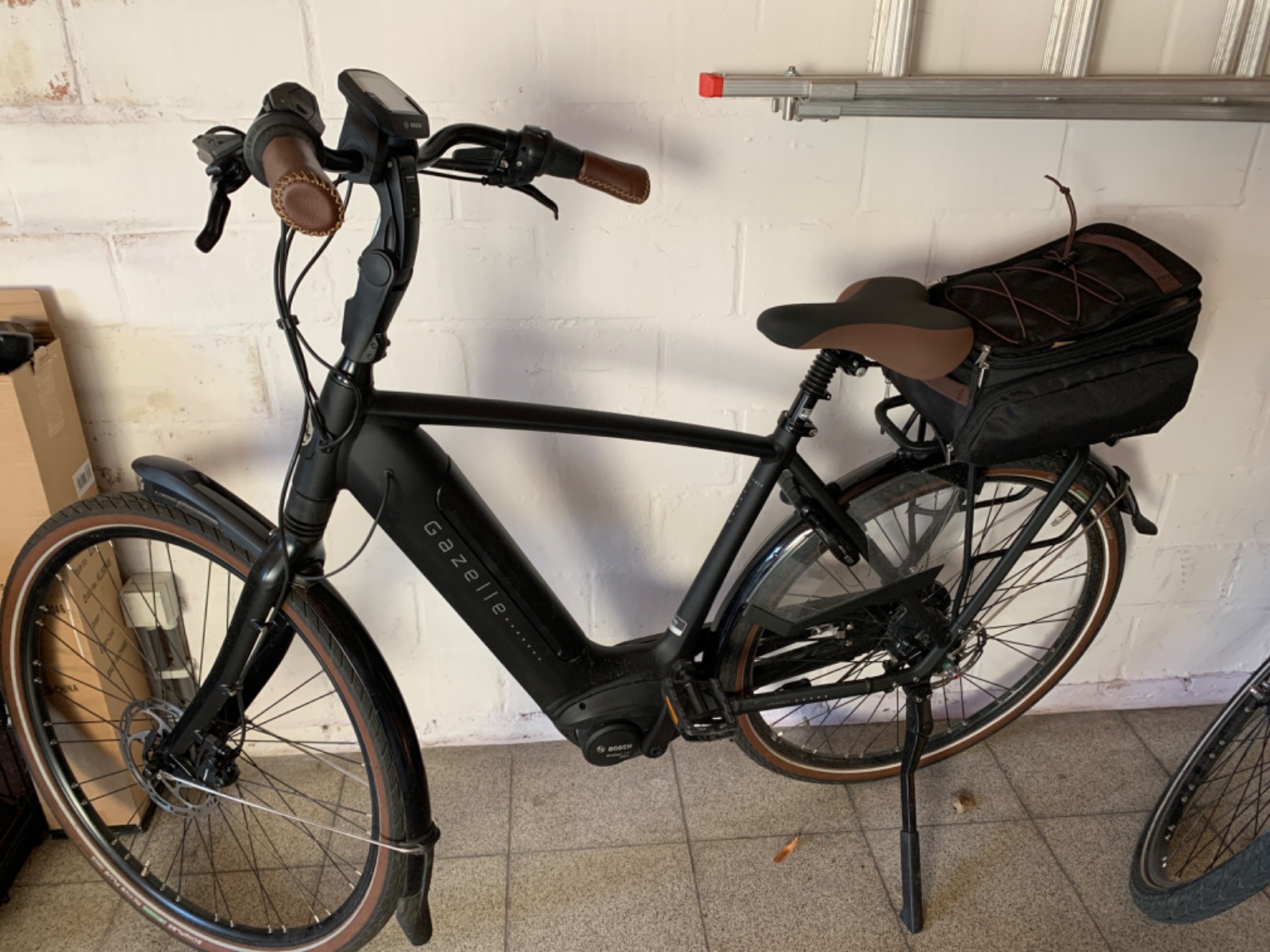 Used Ebike gazelle Grenoble C8 HMB 2022 for sale 54512