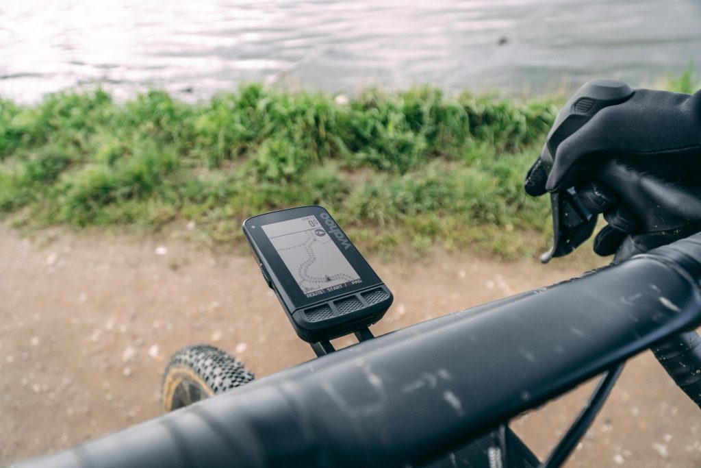 Test Wahoo ELEMNT ROAM, le GPS ordinateur de vélo qui fait ce qu'il est censé faire Becycled