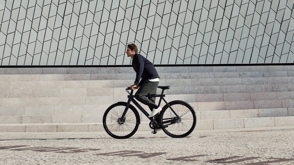 VanMoof Electrified S2 & X2 smart e-bikes