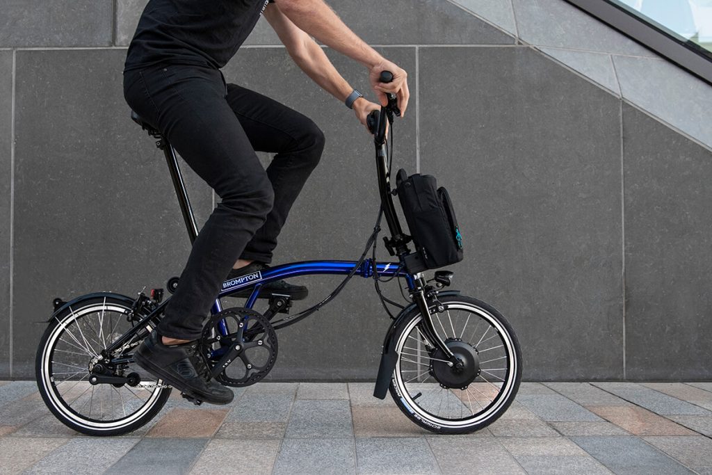 Monnik Een trouwe speler Review: Brompton Electric, de functionele urban commuter | Becycled  Fietsblog