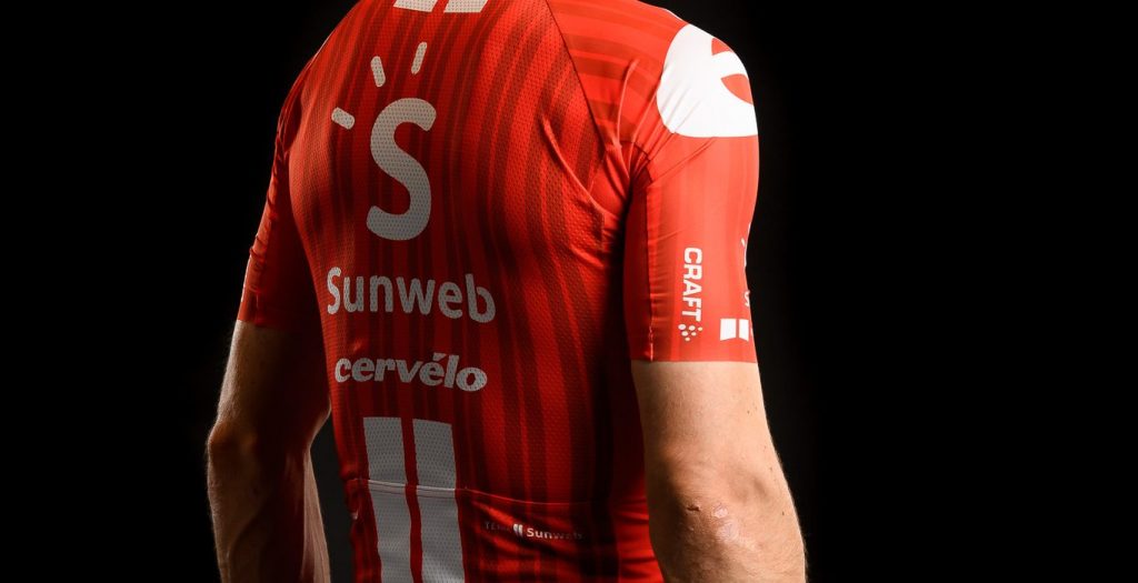 Team Sunweb zelfde stijl rood in | Becycled